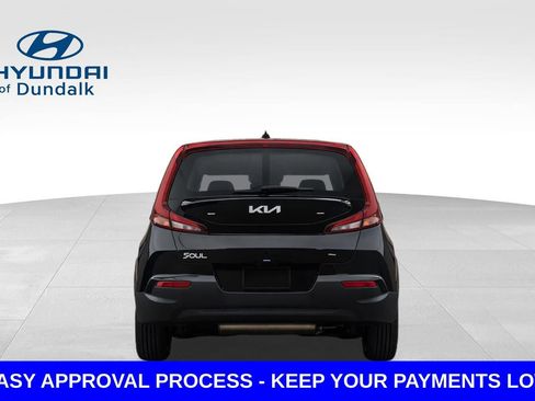 Used 2022 Kia Soul LX FWD image 8