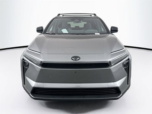 Certified 2026 Toyota bZ image 9