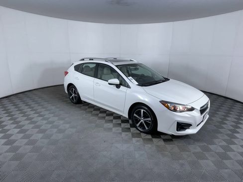 Used 2019 Subaru Impreza 2.0i Premium image 2