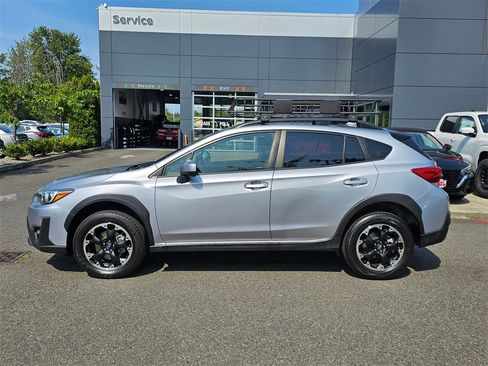 Used 2022 Subaru Crosstrek 2.0i Premium image 8