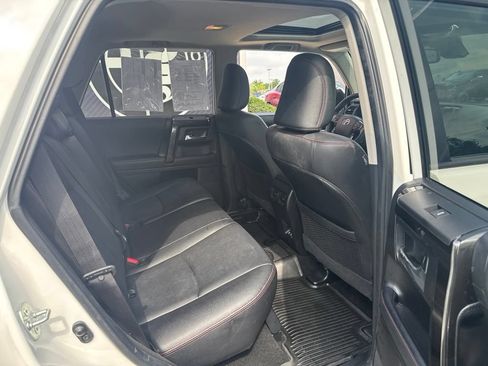 Used 2020 Toyota 4Runner TRD Off-Road Premium w/ Moonroof Package AWD/4WD image 58