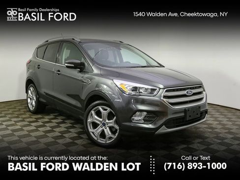 Used 2019 Ford Escape Titanium image 1