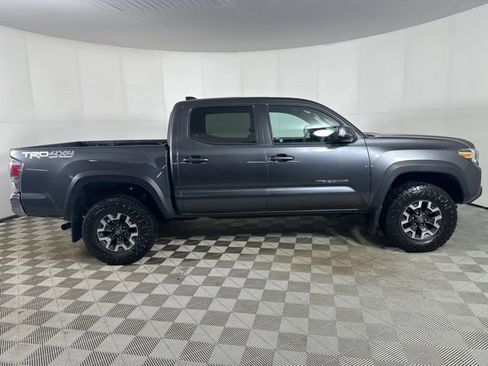 Used 2023 Toyota Tacoma TRD Off-Road image 4
