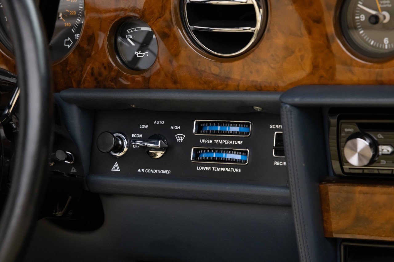 Used 1989 Rolls-Royce Corniche II RWD image 18