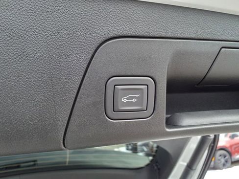 New 2025 Buick Envision Sport Touring image 13