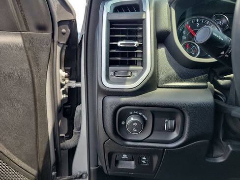 Used 2022 RAM 1500 Big Horn AWD/4WD image 22