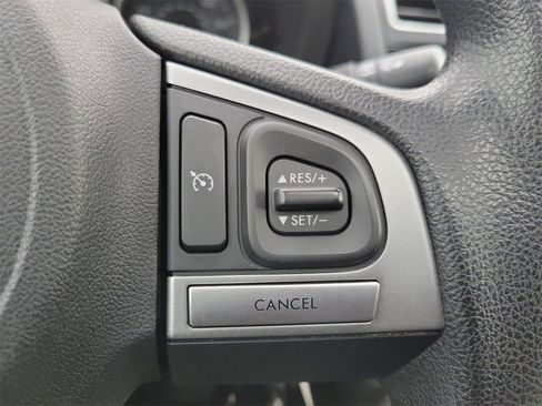 Used 2018 Subaru Forester 2.5i Premium w/ All-Weather Package image 23