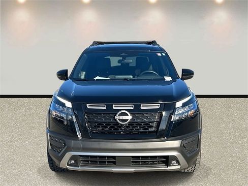 Used 2025 Nissan Pathfinder Rock Creek image 2