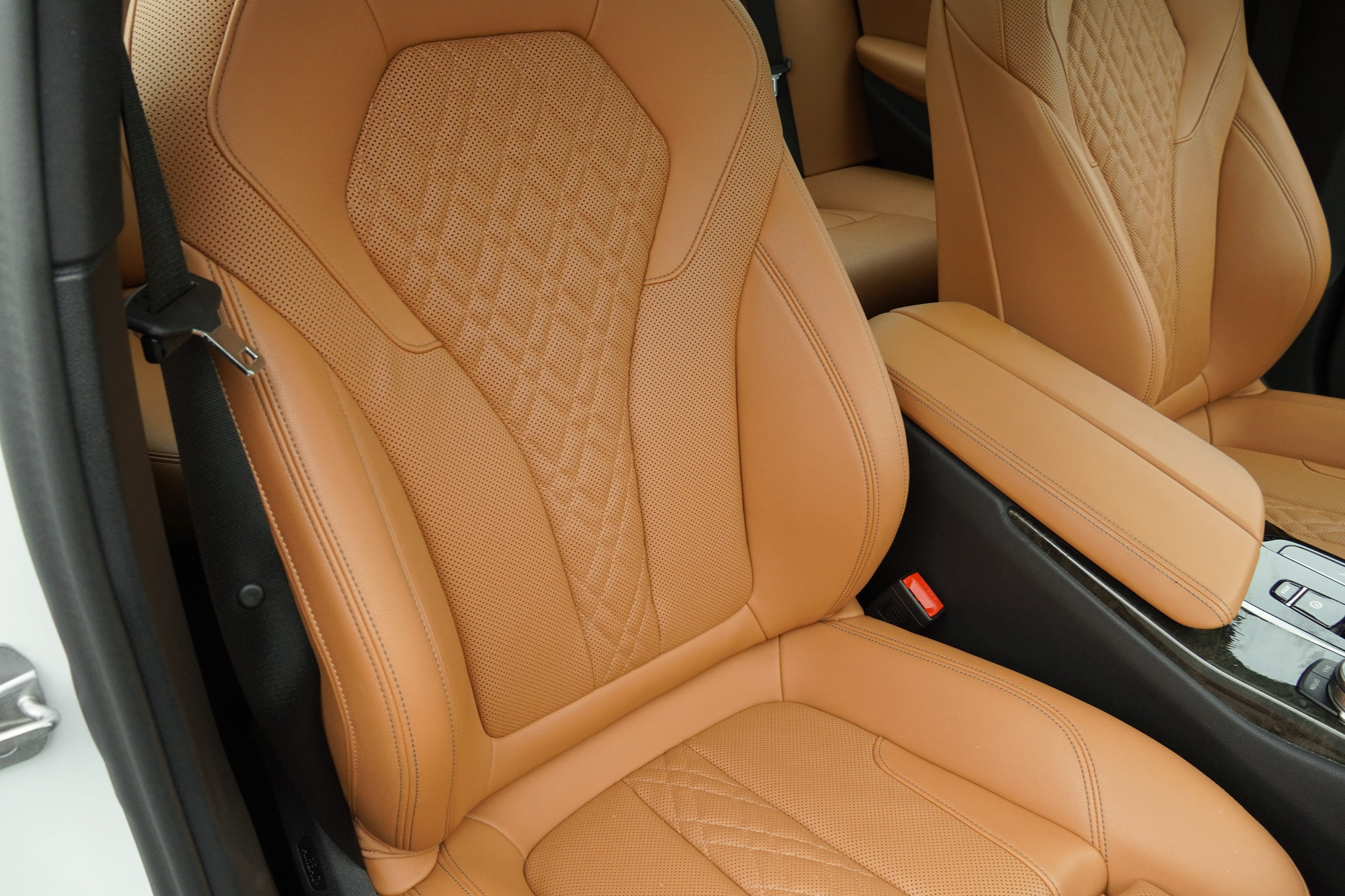 Certified 2023 BMW 530i w/ Premium Package RWD image 10