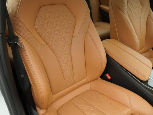 Certified 2023 BMW 530i w/ Premium Package RWD image 10