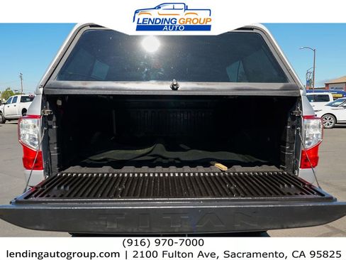 Used 2016 Nissan Titan PRO-4X image 23