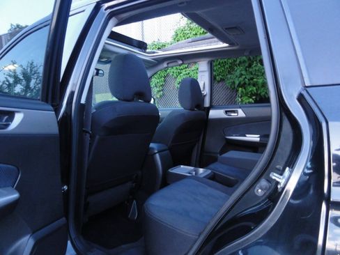 Used 2010 Subaru Forester 2.5X Premium AWD/4WD image 12