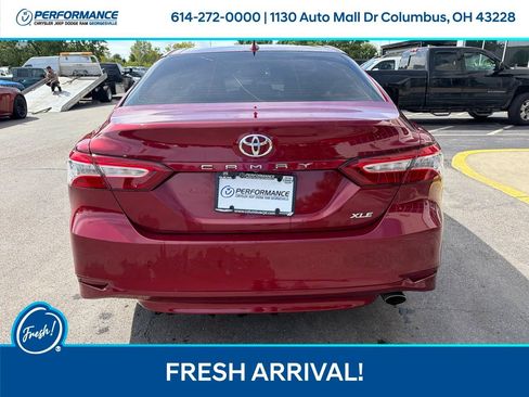 Used 2019 Toyota Camry XLE w/ Navigation Package FWD image 9