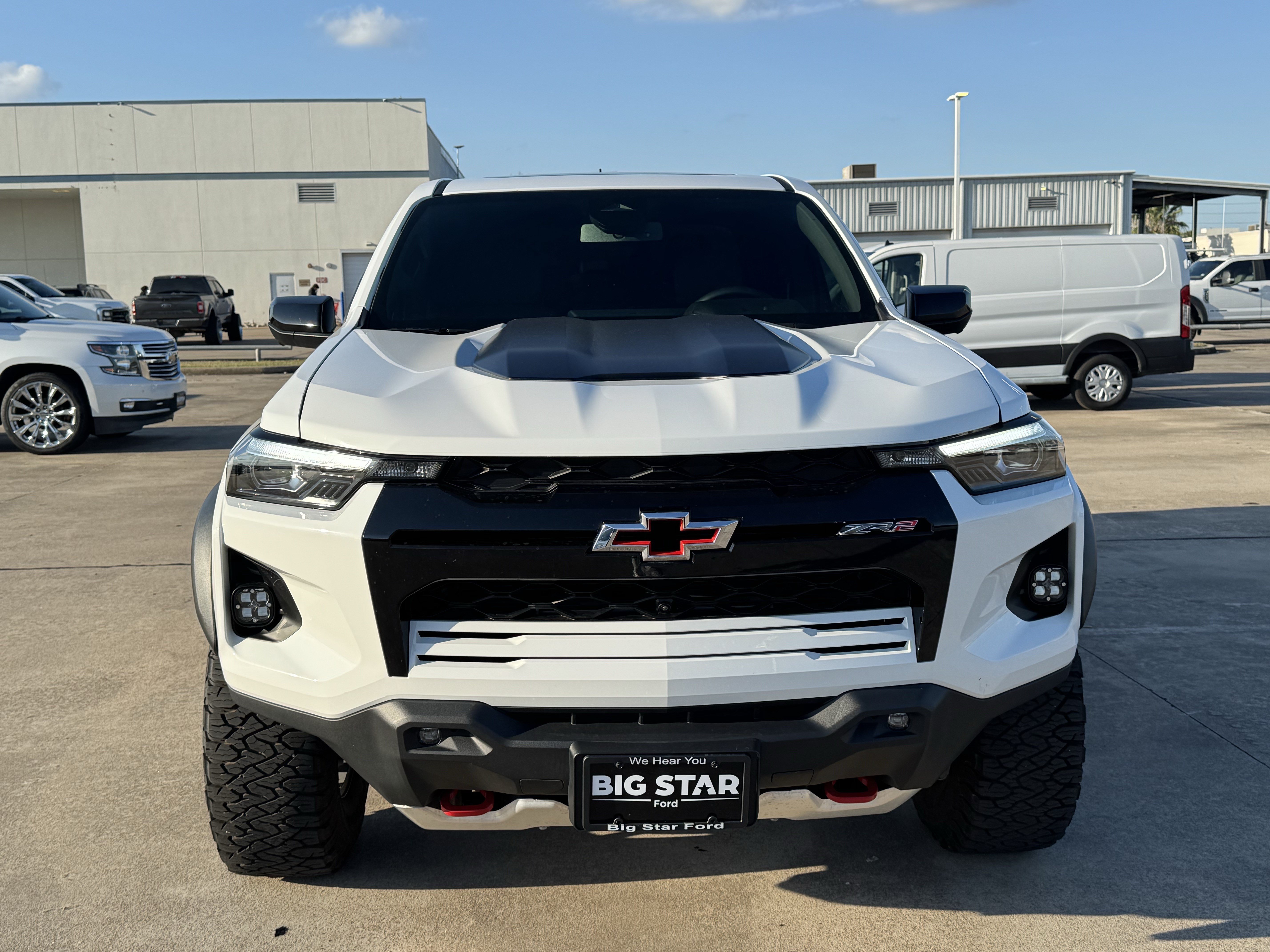 Used 2024 Chevrolet Colorado ZR2 w/ ZR2 Convenience Package III AWD/4WD image 11