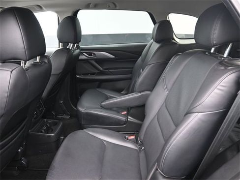 Used 2023 MAZDA CX-9 Touring image 25
