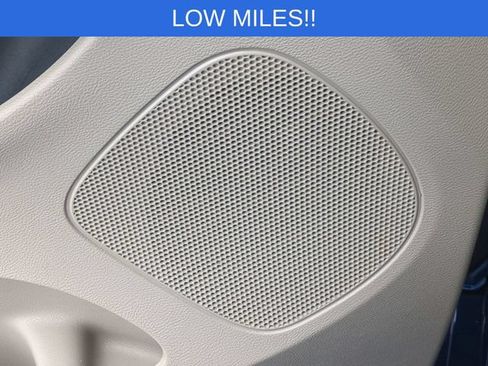 Used 2020 Dodge Grand Caravan SE w/ UConnect Hands-Free Group FWD image 15