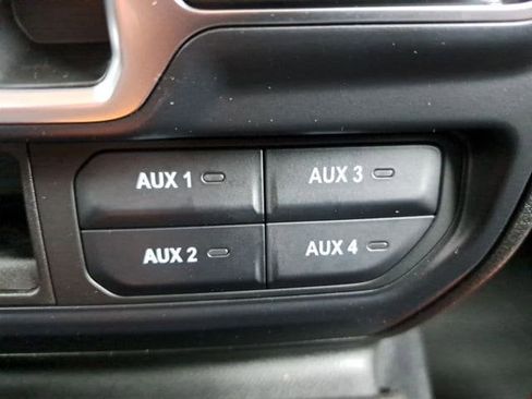 New 2026 Jeep Gladiator Sport AWD/4WD image 20