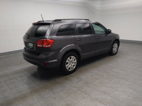 Used 2019 Dodge Journey SE w/ Connectivity Group FWD image 10