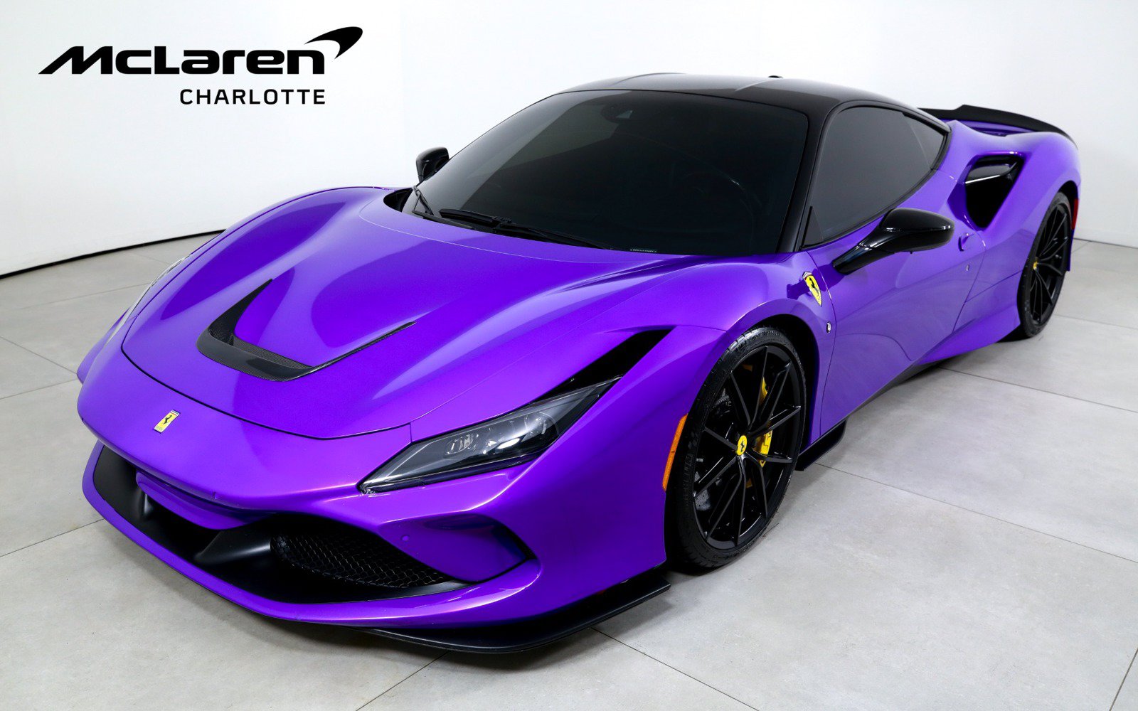 Used 2020 Ferrari F8 Tributo RWD image 1