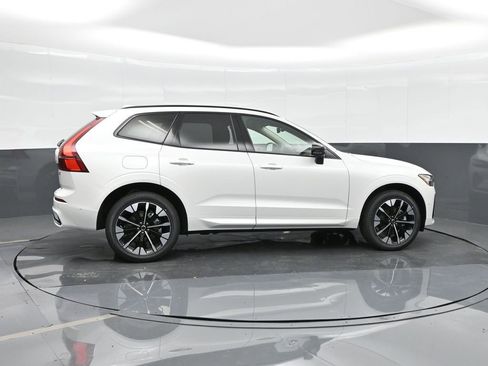 New 2026 Volvo XC60 B5 Plus w/ Protection Package Premier image 4