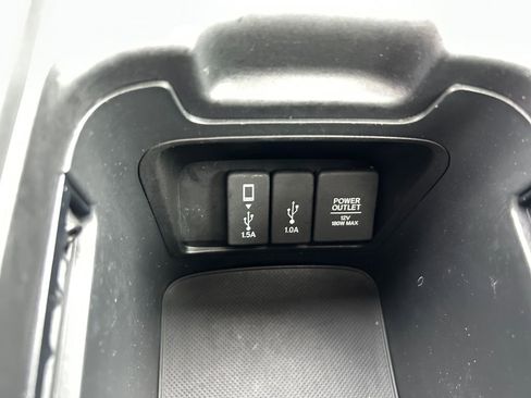 Used 2017 Honda CR-V Touring image 35