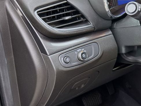 Used 2020 Buick Encore Preferred image 10