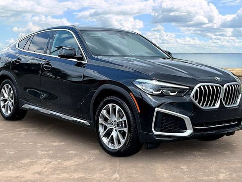 Used 2022 BMW X6 xDrive40i AWD/4WD image 3