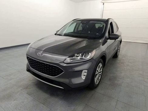 Used 2022 Ford Escape SEL w/ Technology Package image 3