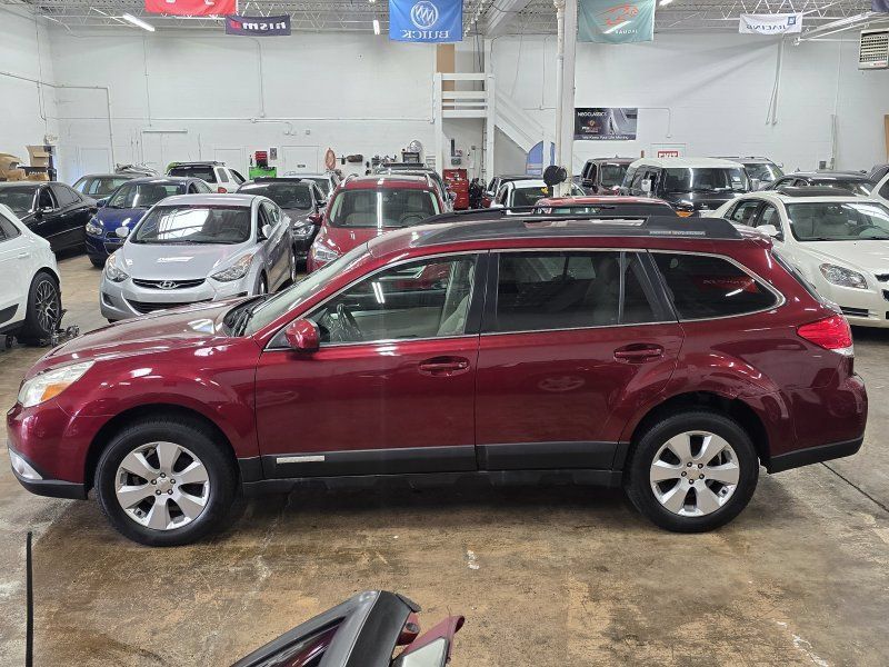 Used 2011 Subaru Outback 2.5i Premium AWD/4WD image 16