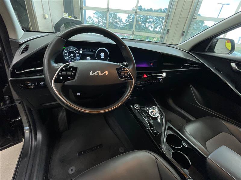 Used 2023 Kia Niro Wind FWD image 13