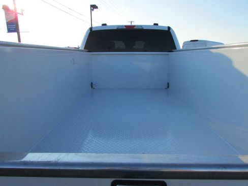 Used 2022 Ford F250 XLT image 10