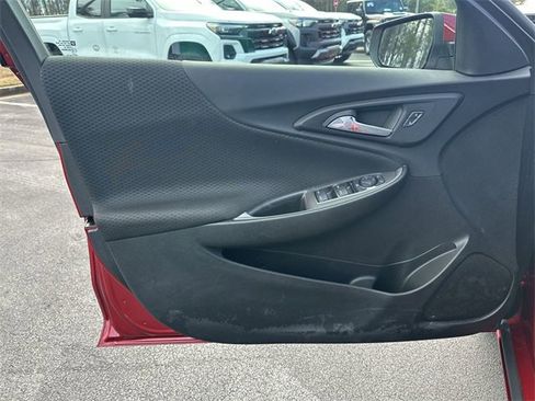 Certified 2025 Chevrolet Malibu LT image 21