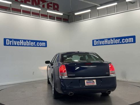 Used 2013 Chrysler 300 RWD image 9