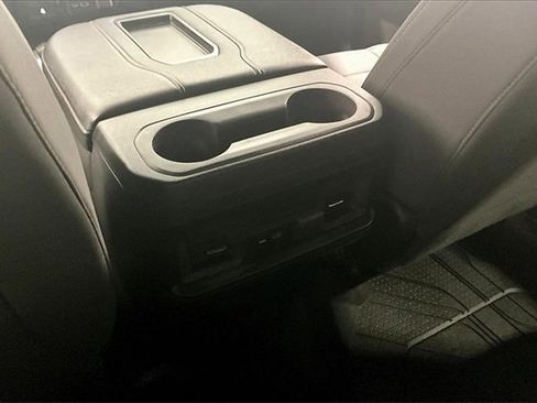 Used 2021 Chevrolet Silverado 1500 LT Trail Boss w/ Bed Protection Package image 11