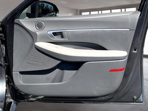 Certified 2025 Hyundai Sonata SE FWD image 28