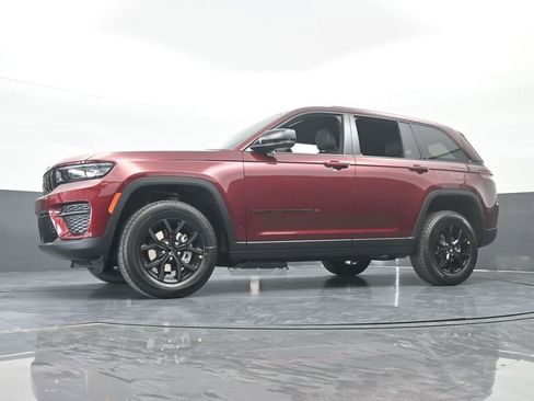 New 2025 Jeep Grand Cherokee Altitude RWD image 50