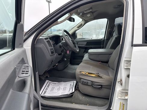 Used 2008 Dodge Ram 4500 Truck 4x4 Quad Cab w/ 2GG SLT Cpos Pkg image 9