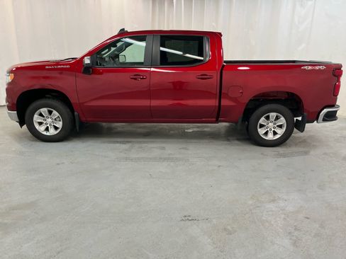 Certified 2023 Chevrolet Silverado 1500 LT image 2