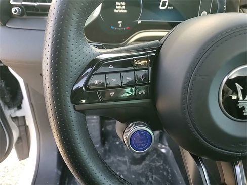Certified 2024 Maserati Grecale GT image 24