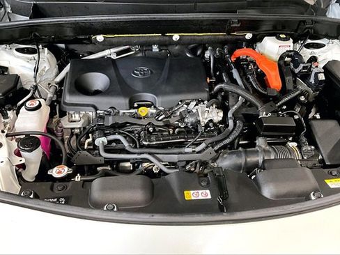 Used 2023 Toyota Venza Limited image 29