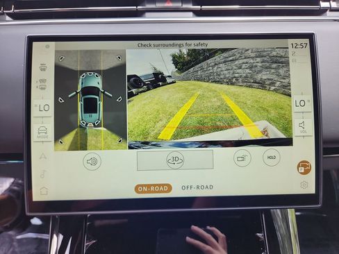 New 2025 Land Rover Range Rover Sport Dynamic SE image 22