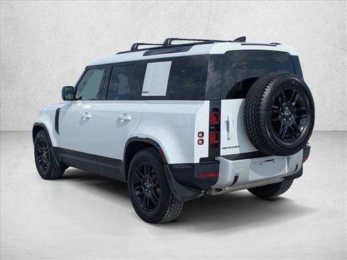 Used 2025 Land Rover Defender 110 S AWD/4WD image 8
