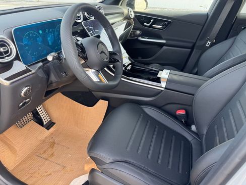 New 2026 Mercedes-Benz GLC 300 4MATIC image 9