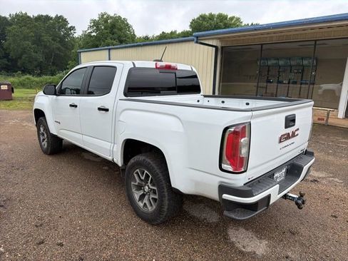 Used 2022 GMC Canyon AT4 w/ Trailering Package AWD/4WD image 5