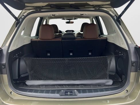 Used 2024 Subaru Forester Touring AWD/4WD image 9