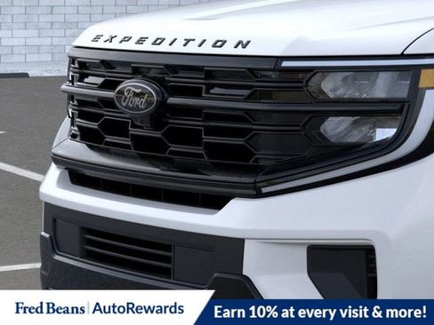 New 2026 Ford Expedition Max Platinum image 17
