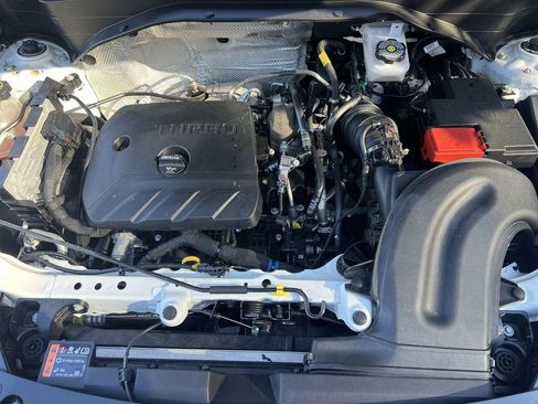 Used 2024 Chevrolet TrailBlazer RS image 28