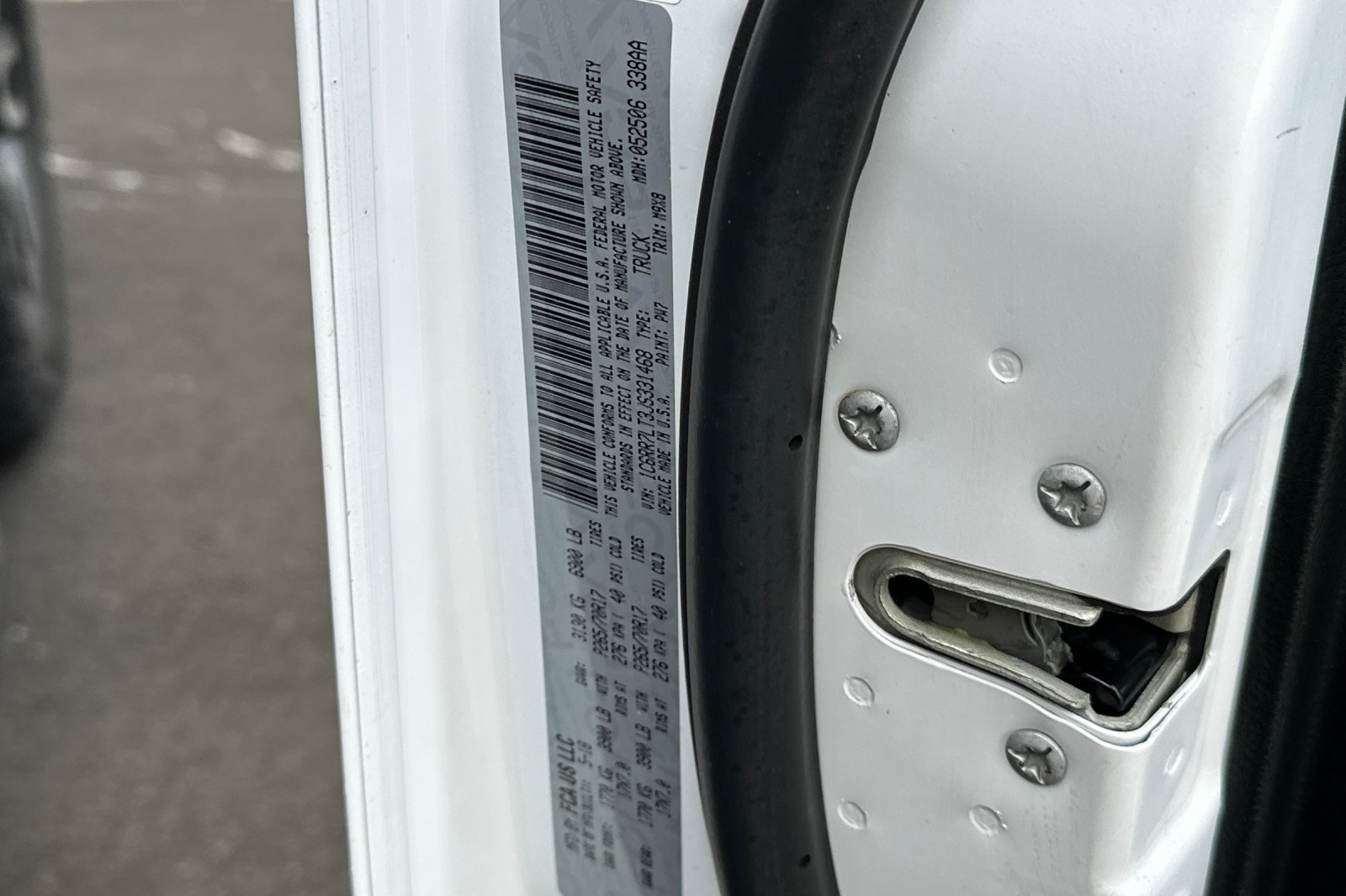 Used 2018 RAM 1500 Classic SLT AWD/4WD image 55