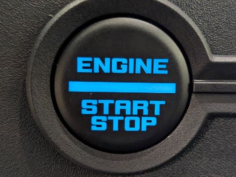 New 2025 Ford Bronco Badlands image 31