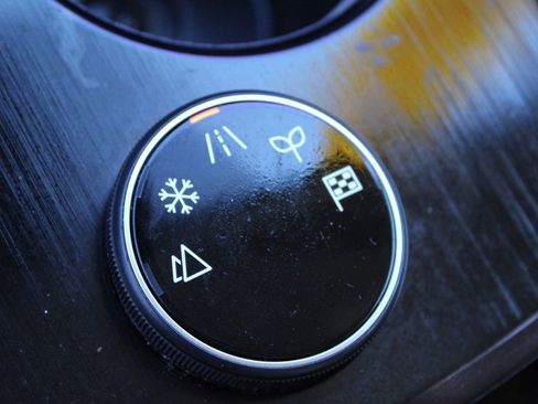 Used 2021 Nissan Rogue Platinum image 46